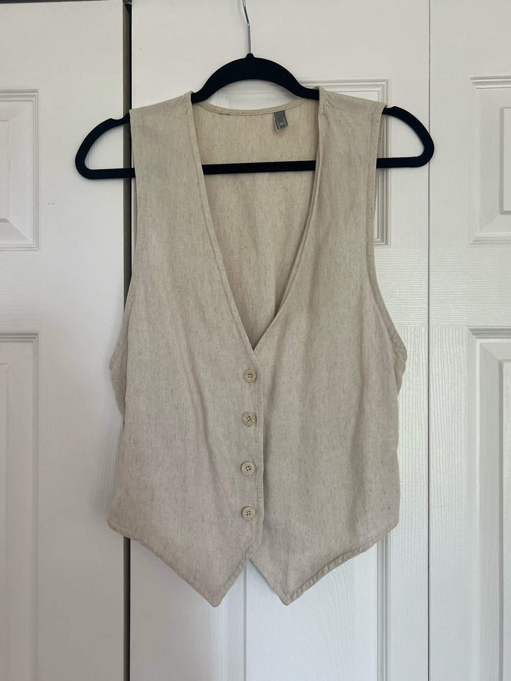 Women's Sleeveless Button Vest - Cream